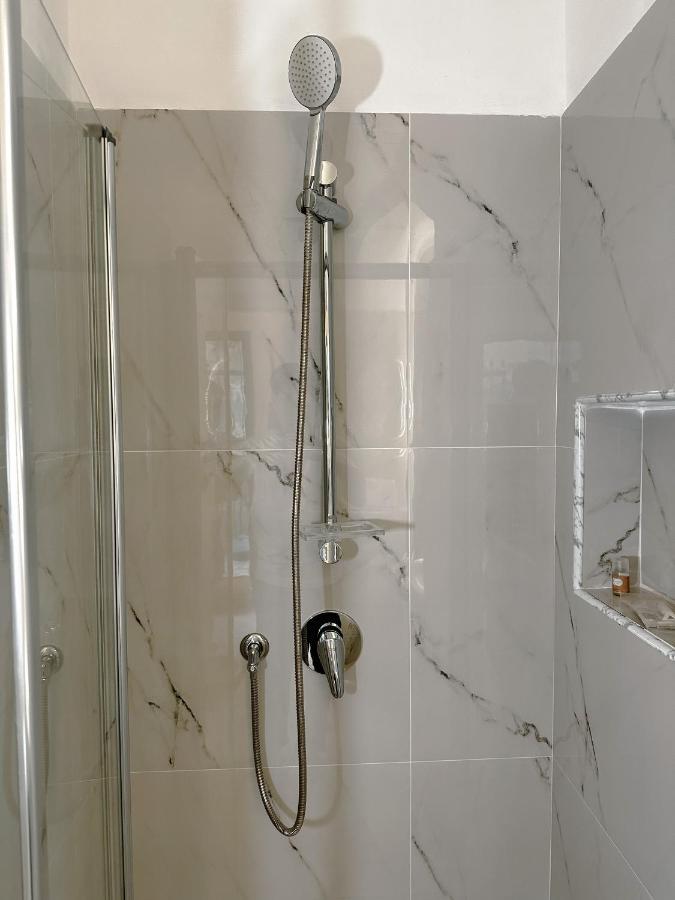 Del Carmine 23 Hotell Bari Exteriör bild