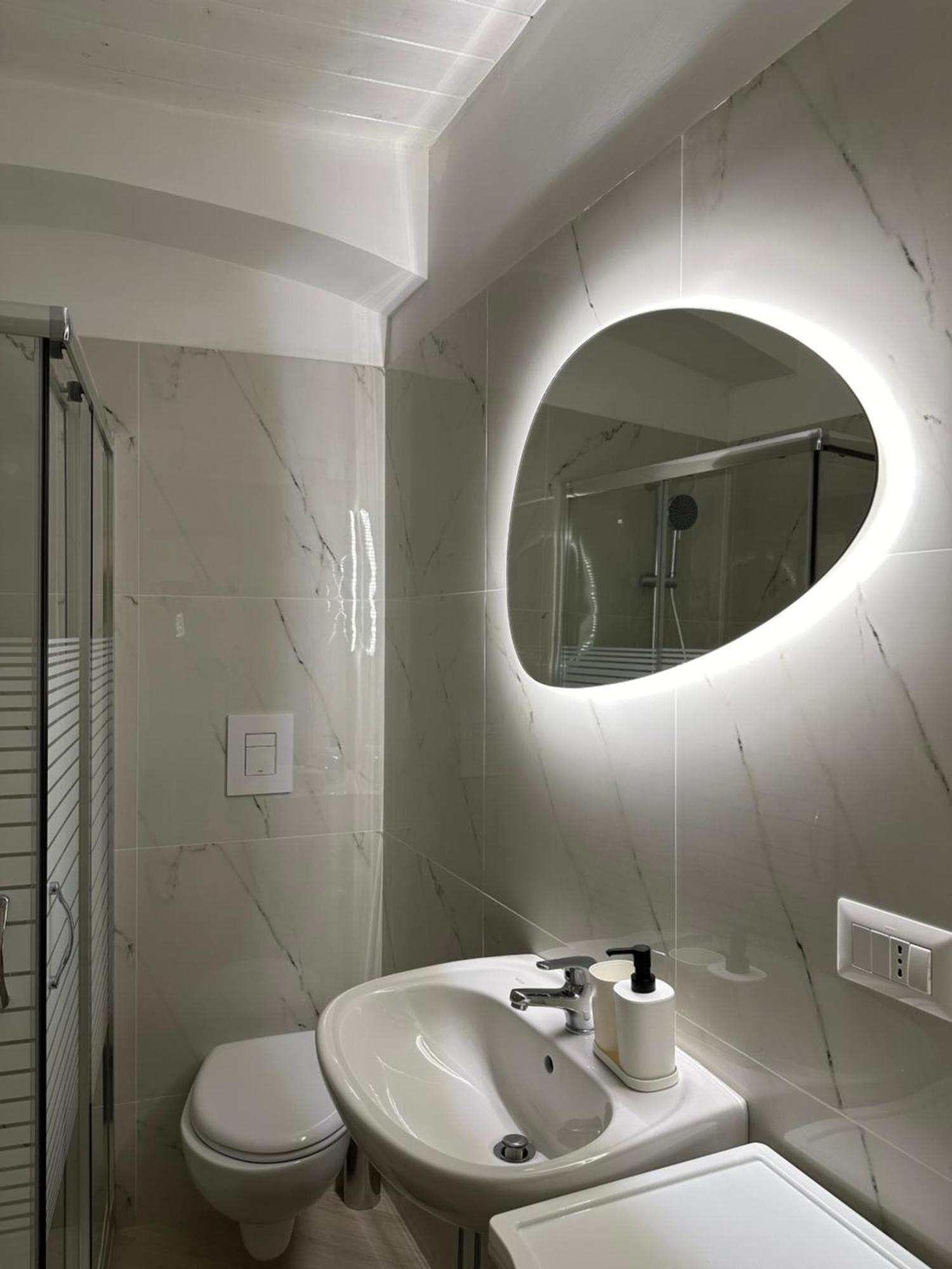 Del Carmine 23 Hotell Bari Exteriör bild